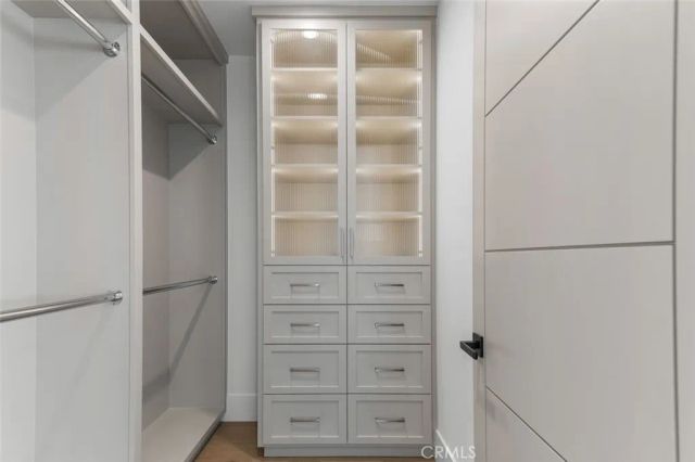 611 Marguerite B, Corona Del Mar, CA 92625