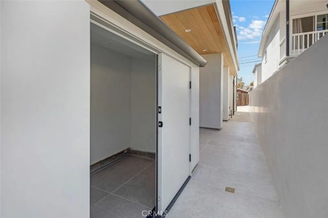 611 Marguerite B, Corona Del Mar, CA 92625