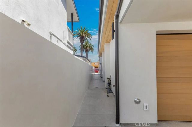 611 Marguerite B, Corona Del Mar, CA 92625