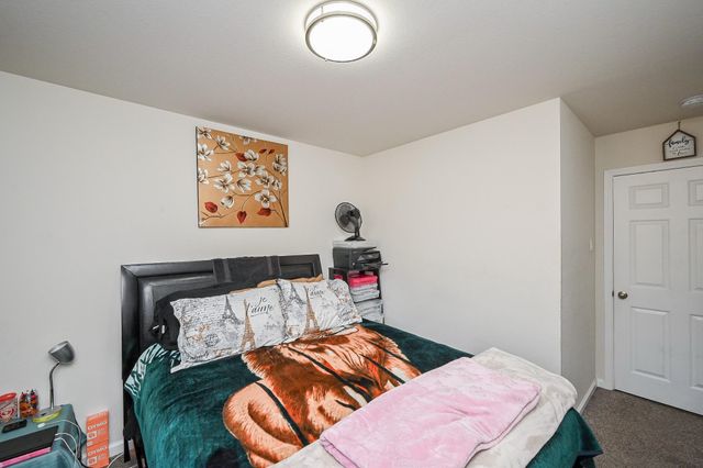 1739 Cemetery Road, Hempstead, TX 77445