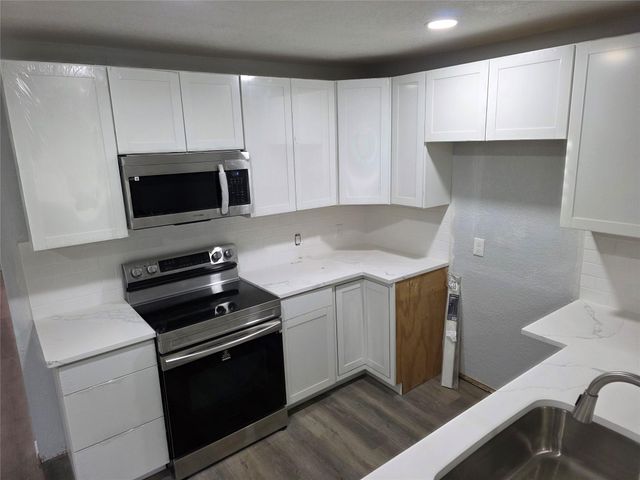 118 Outlook Drive, Houston, TX 77034