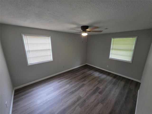 118 Outlook Drive, Houston, TX 77034