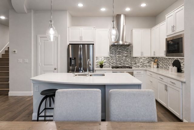 1115 Manacor Lane, Dallas, TX 75212