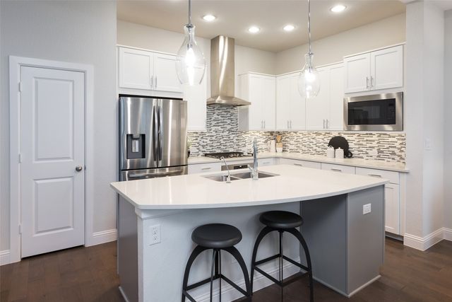 1115 Manacor Lane, Dallas, TX 75212