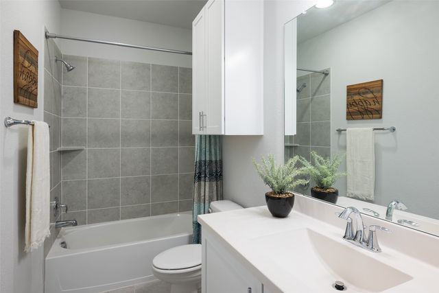 1115 Manacor Lane, Dallas, TX 75212