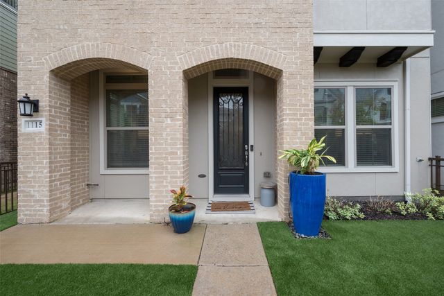 1115 Manacor Lane, Dallas, TX 75212