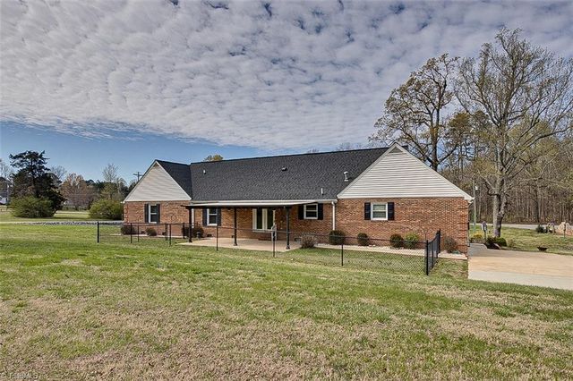 4701 Liberty Road, Greensboro, NC 27406
