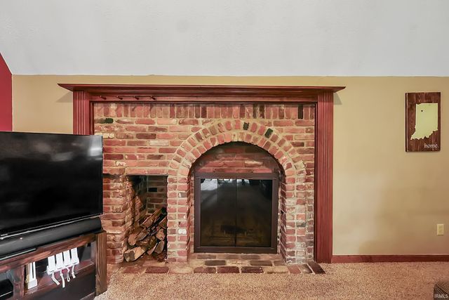1193 N Saddlebrook Court, Monticello, IN 47960