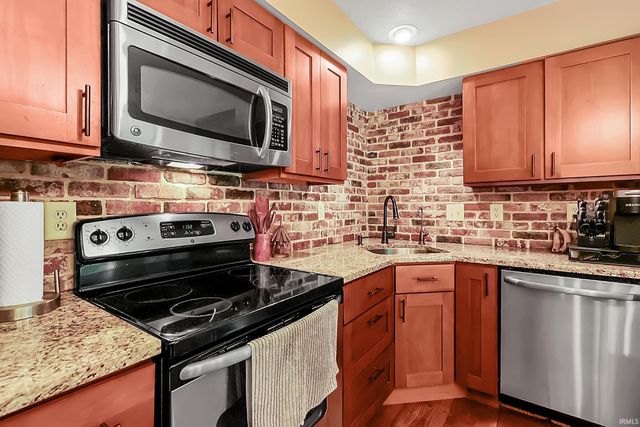 1193 N Saddlebrook Court, Monticello, IN 47960