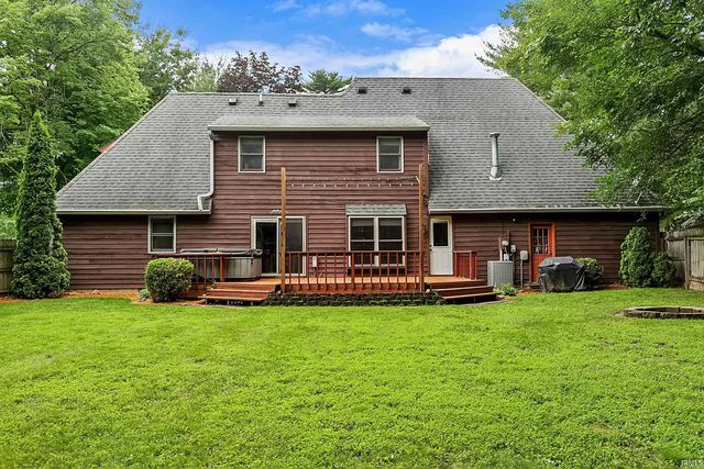 1193 N Saddlebrook Court, Monticello, IN 47960