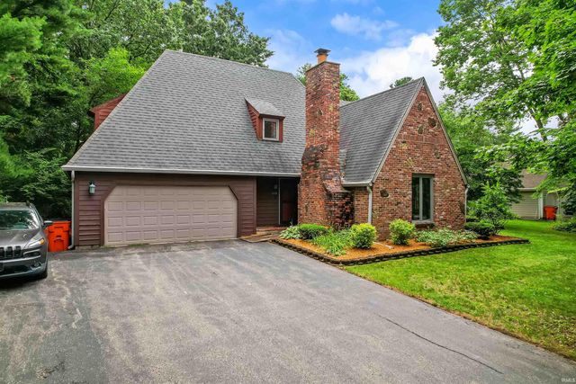 1193 N Saddlebrook Court, Monticello, IN 47960