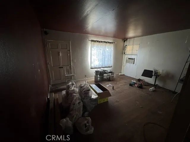16519 La Salle, Gardena, CA 90247