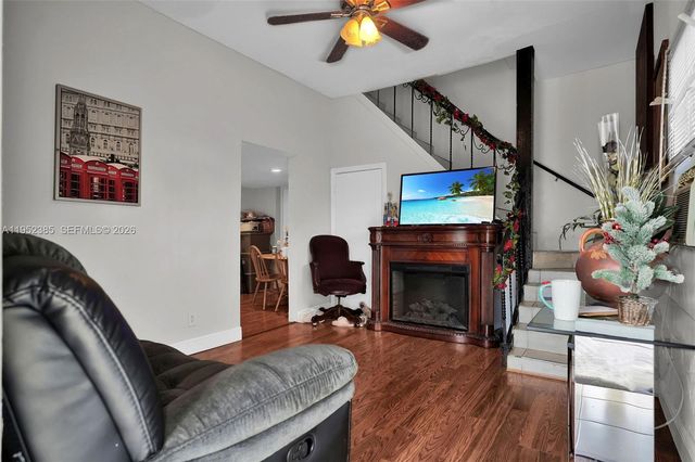 2105 NW 1st Street, Miami, FL 33125