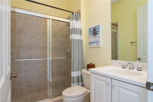 7845 Hawthorne DR 903, Naples, FL 34113