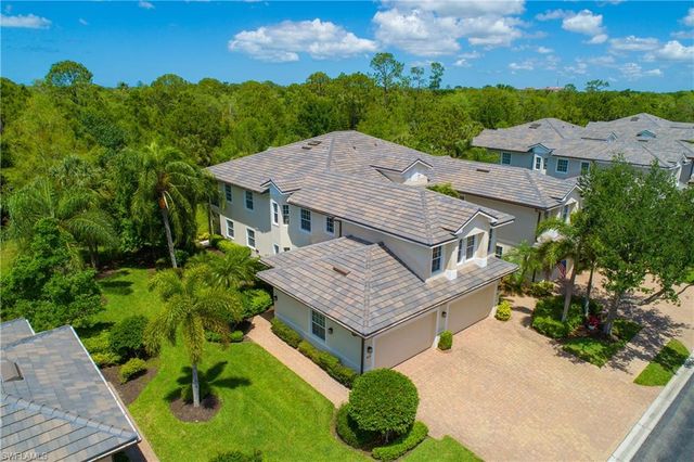 7845 Hawthorne DR 903, Naples, FL 34113