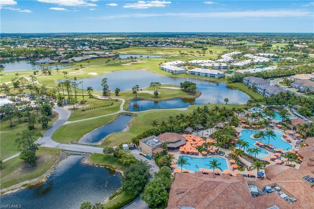 7845 Hawthorne DR 903, Naples, FL 34113