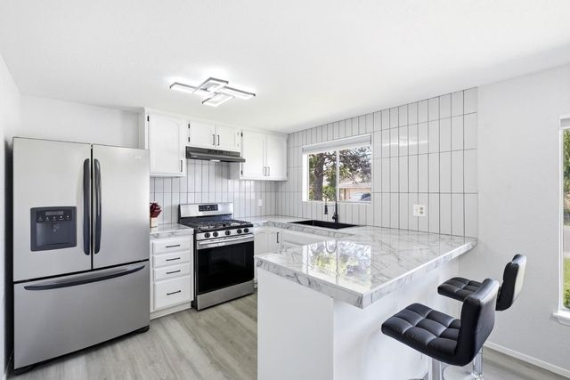 7370 Bruno Way, Sacramento, CA 95828