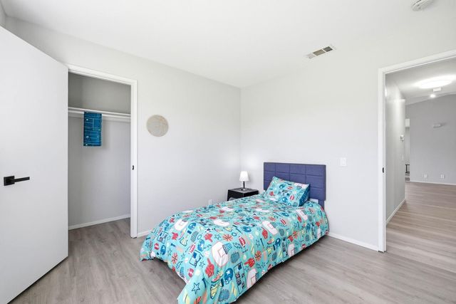 7370 Bruno Way, Sacramento, CA 95828