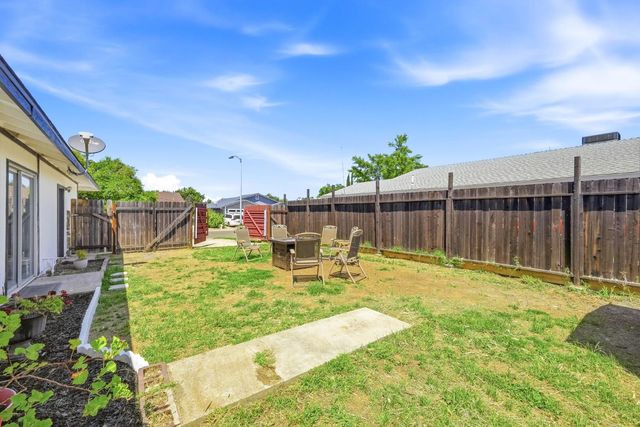 7370 Bruno Way, Sacramento, CA 95828