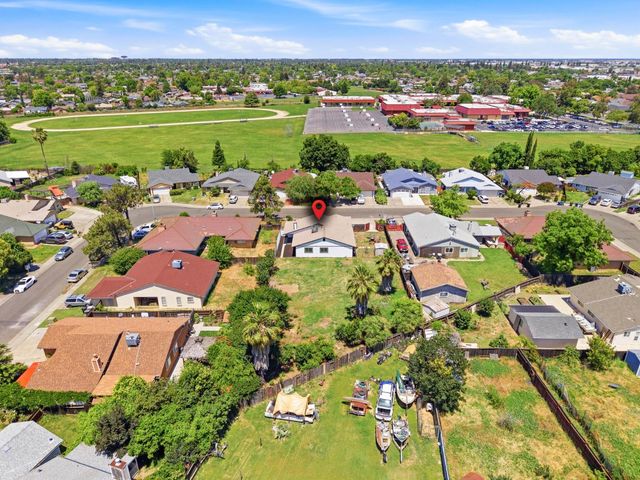 7370 Bruno Way, Sacramento, CA 95828