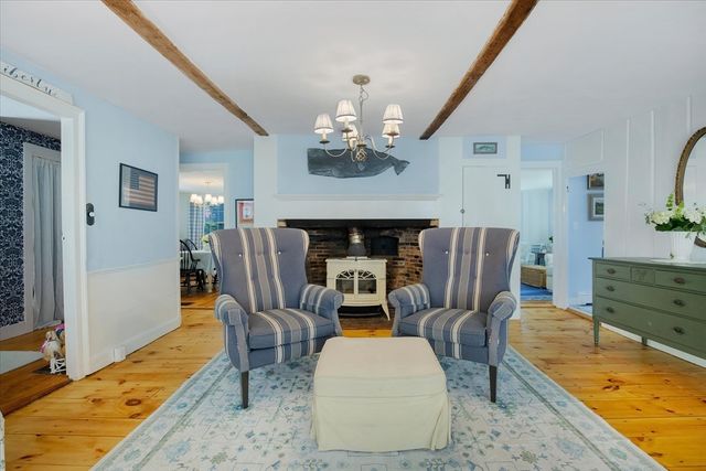 200 Main, Sandwich, MA 02563