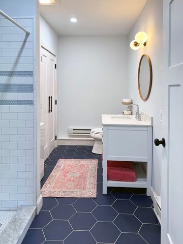 200 Main, Sandwich, MA 02563