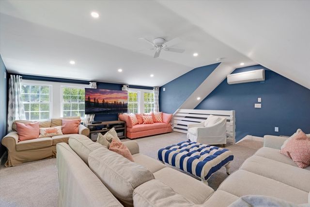 200 Main, Sandwich, MA 02563