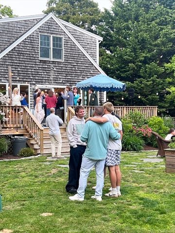 200 Main, Sandwich, MA 02563