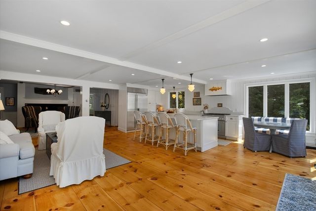 200 Main, Sandwich, MA 02563