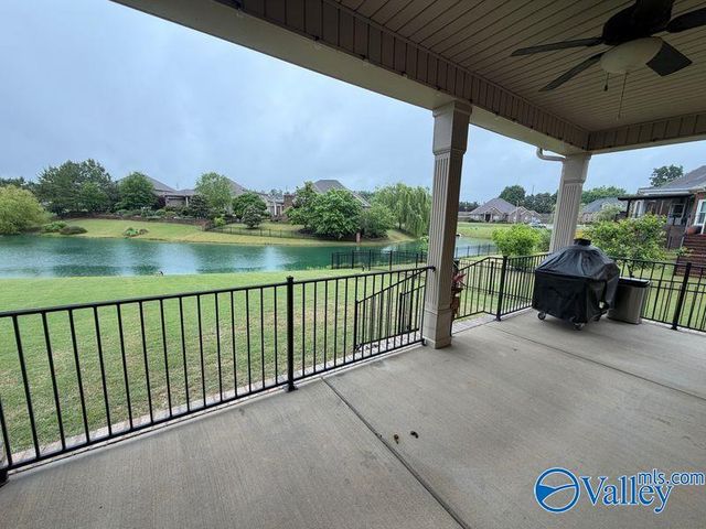 105 Springhaven Drive NW, Madison, AL 35757