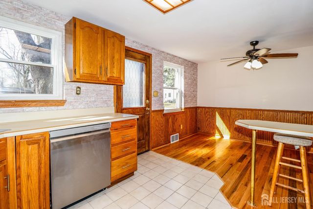 189 Newman Street, Metuchen, NJ 08840