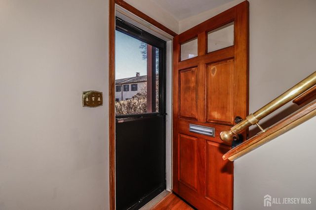 189 Newman Street, Metuchen, NJ 08840