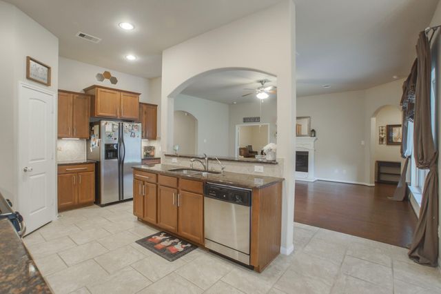 111 Pheasant Run Drive, Conroe, TX 77384