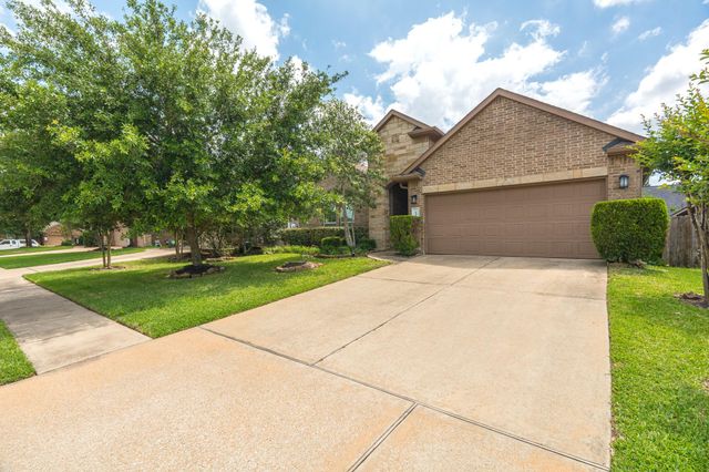 111 Pheasant Run Drive, Conroe, TX 77384