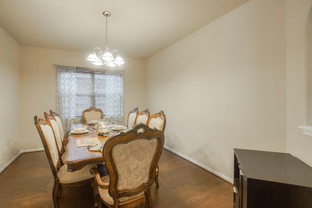 111 Pheasant Run Drive, Conroe, TX 77384