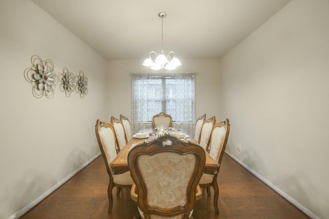 111 Pheasant Run Drive, Conroe, TX 77384