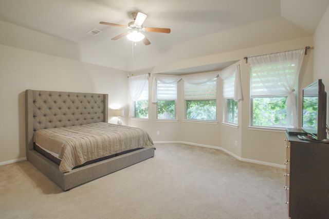 111 Pheasant Run Drive, Conroe, TX 77384