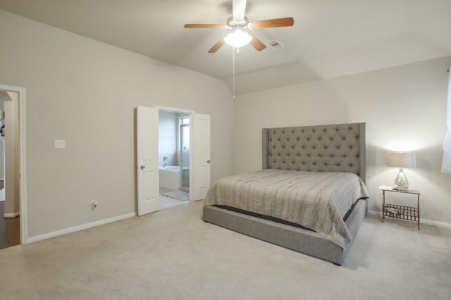 111 Pheasant Run Drive, Conroe, TX 77384