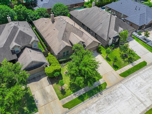 111 Pheasant Run Drive, Conroe, TX 77384