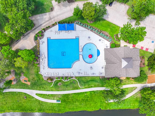 111 Pheasant Run Drive, Conroe, TX 77384