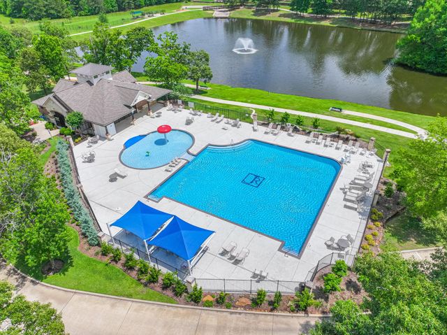 111 Pheasant Run Drive, Conroe, TX 77384