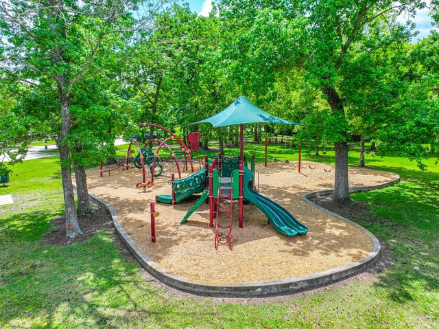 111 Pheasant Run Drive, Conroe, TX 77384