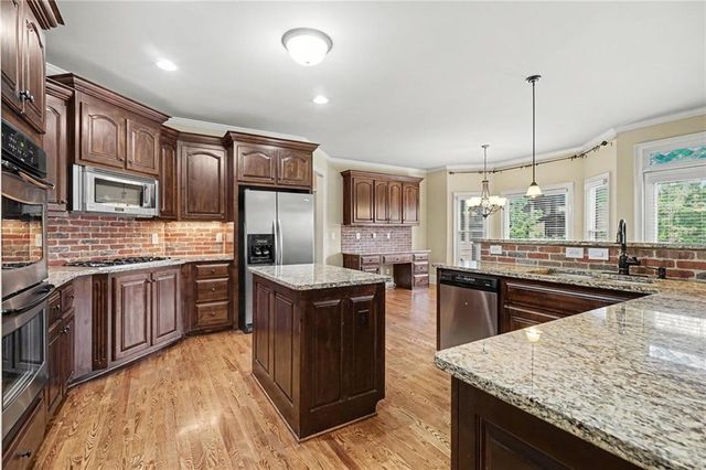 2435 Retreat Point Parkway, Hoschton, GA 30548