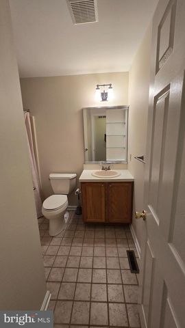 705 EATON CT, Quakertown, PA 18951