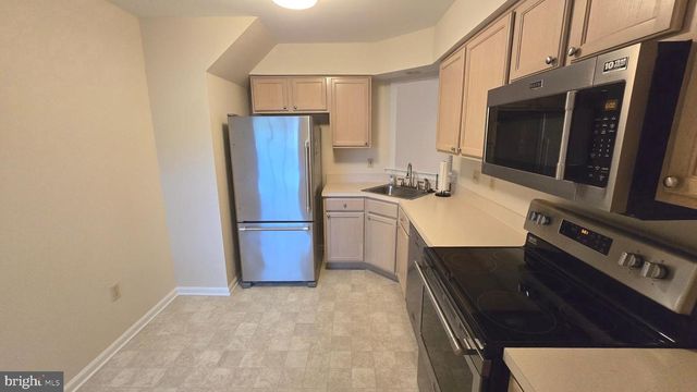 705 EATON CT, Quakertown, PA 18951