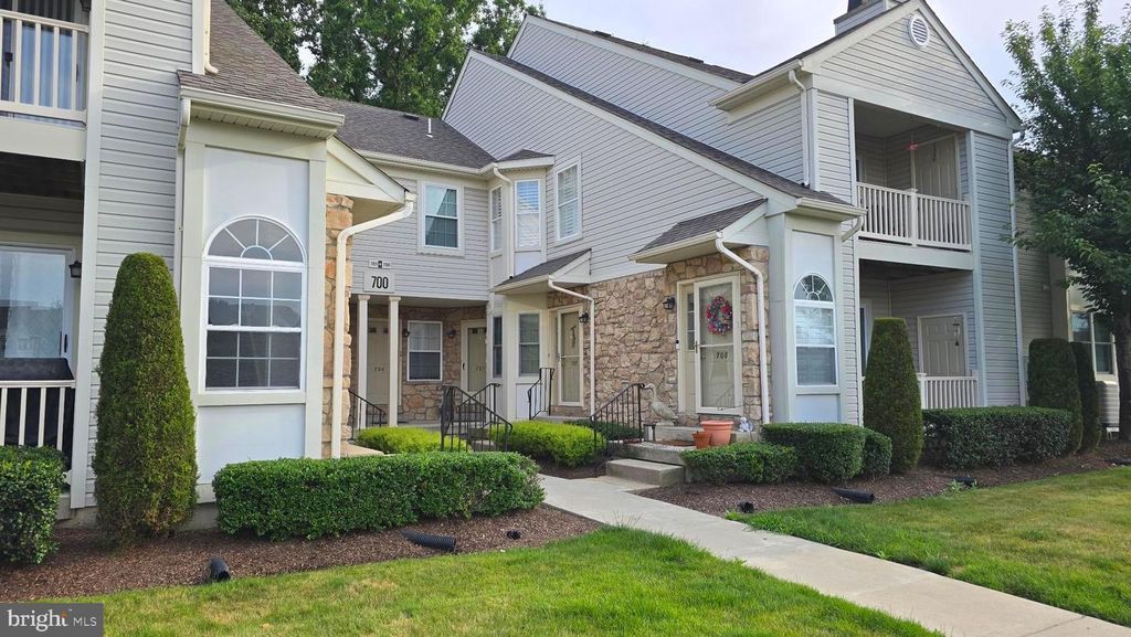 705 EATON CT, Quakertown, PA 18951