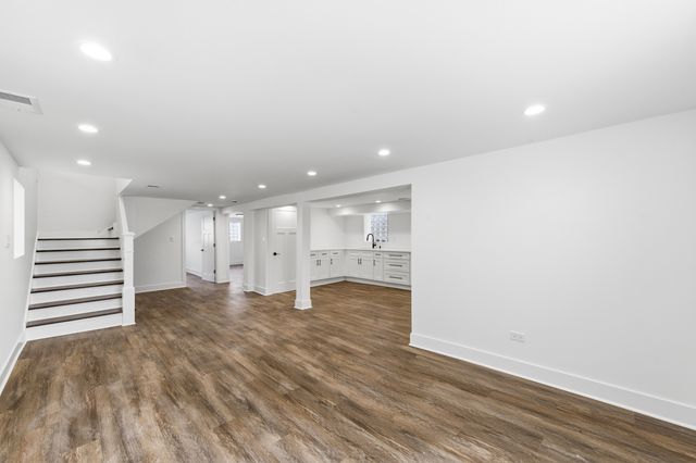 4833 W Potomac Avenue, Chicago, IL 60651