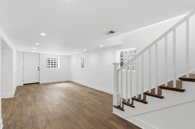 4833 W Potomac Avenue, Chicago, IL 60651