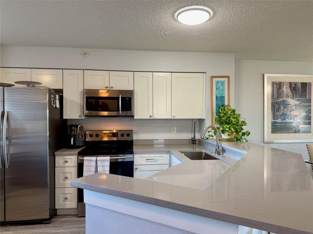 2112 S Cypress Bend Dr 508, Pompano Beach, FL 33069