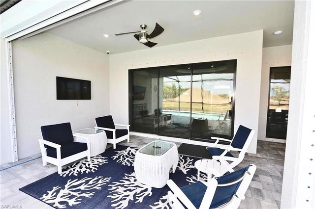 8337 Promoso CT, Naples, FL 34114